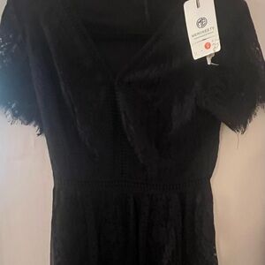 NWT MEROKEETY Dress
• dainty
• lace
• little black dress